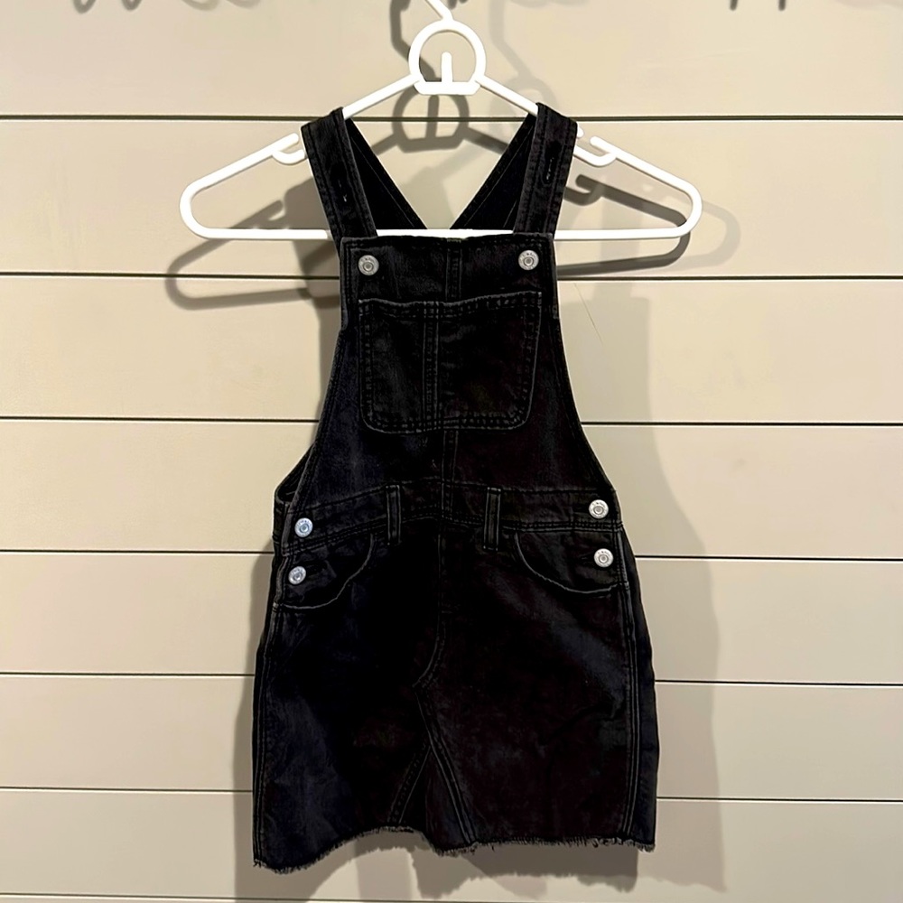 I have two listed in different sizes. So if you have two girls you are in luck!